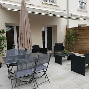 Lena Cosy Avec Terrasse Calme Appartement Arcueil